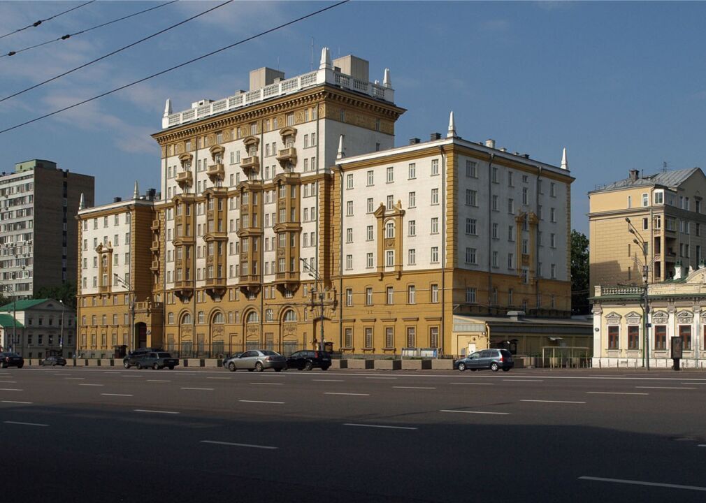 1986: Trouble in Moscow